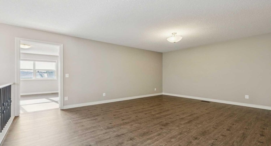 33 Sundown Grove, Cochrane, Alberta T4C 0X7, 3 Bedrooms Bedrooms, ,4 BathroomsBathrooms,Residential,For Sale,Sundown,A2314808