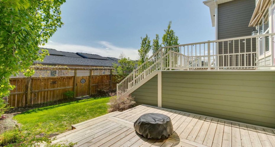 33 Sundown Grove, Cochrane, Alberta T4C 0X7, 3 Bedrooms Bedrooms, ,4 BathroomsBathrooms,Residential,For Sale,Sundown,A2314808