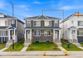 1060 West Lakeview Drive, Chestermere, Alberta T1X 2T3, 3 Bedrooms Bedrooms, ,3 BathroomsBathrooms,Residential,For Sale,West Lakeview,A2314427