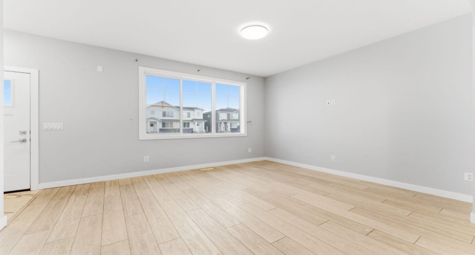 1060 West Lakeview Drive, Chestermere, Alberta T1X 2T3, 3 Bedrooms Bedrooms, ,3 BathroomsBathrooms,Residential,For Sale,West Lakeview,A2314427