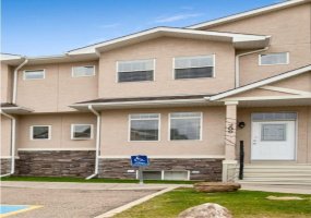 209 Strathcona Circle, Strathmore, Alberta T1P0B1, 4 Bedrooms Bedrooms, ,3 BathroomsBathrooms,Residential,For Sale,Strathcona,A2315478