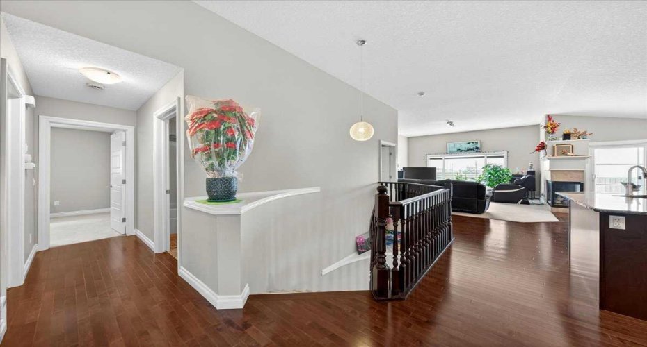 248 Rainbow Falls Way, Chestermere, Alberta T1X 0S9, 4 Bedrooms Bedrooms, ,3 BathroomsBathrooms,Residential,For Sale,Rainbow Falls,A2315501