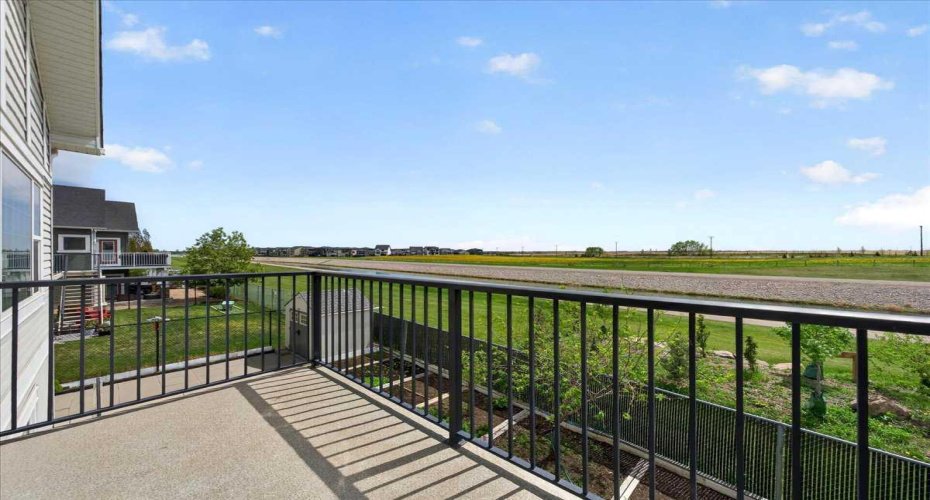 248 Rainbow Falls Way, Chestermere, Alberta T1X 0S9, 4 Bedrooms Bedrooms, ,3 BathroomsBathrooms,Residential,For Sale,Rainbow Falls,A2315501