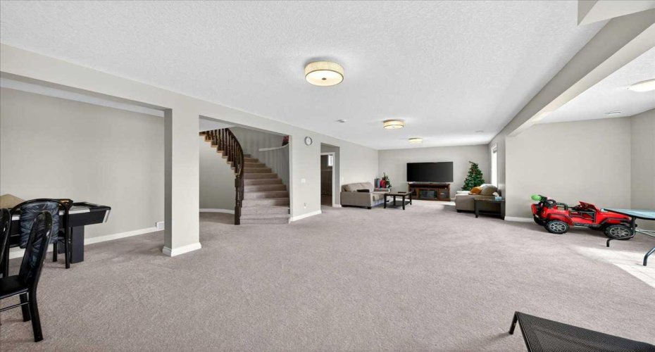 248 Rainbow Falls Way, Chestermere, Alberta T1X 0S9, 4 Bedrooms Bedrooms, ,3 BathroomsBathrooms,Residential,For Sale,Rainbow Falls,A2315501