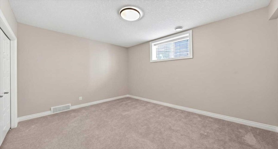 248 Rainbow Falls Way, Chestermere, Alberta T1X 0S9, 4 Bedrooms Bedrooms, ,3 BathroomsBathrooms,Residential,For Sale,Rainbow Falls,A2315501