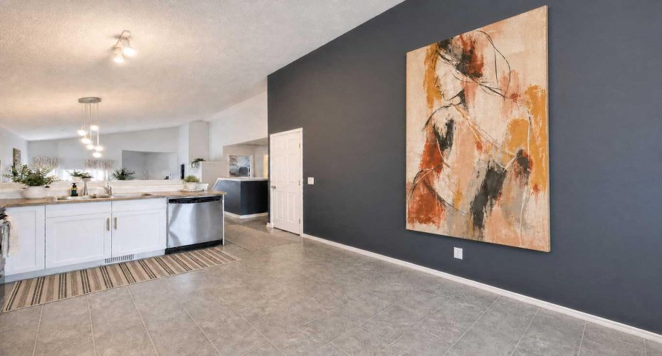 129 Cimarron Grove Circle, Okotoks, Alberta t1s 2m1, 2 Bedrooms Bedrooms, ,2 BathroomsBathrooms,Residential,For Sale,Cimarron Grove,A2315778