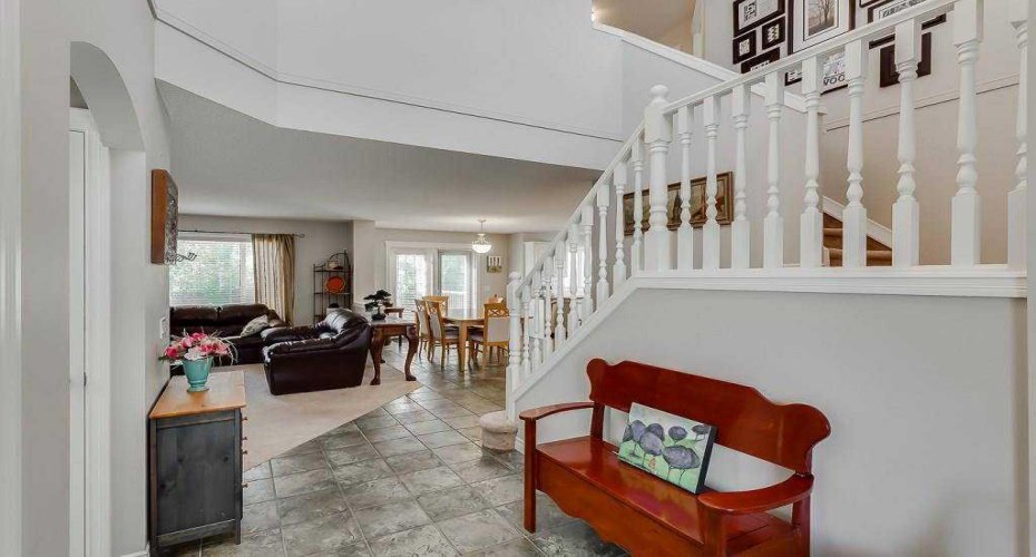 249 West Lakeview Place, Chestermere, Alberta T1X1K4, 3 Bedrooms Bedrooms, ,4 BathroomsBathrooms,Residential,For Sale,West Lakeview,A2314894