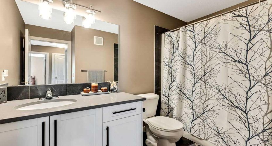 205 Aspenmere Way, Chestermere, Alberta T1X 0Y2, 4 Bedrooms Bedrooms, ,4 BathroomsBathrooms,Residential,For Sale,Aspenmere,A2286195