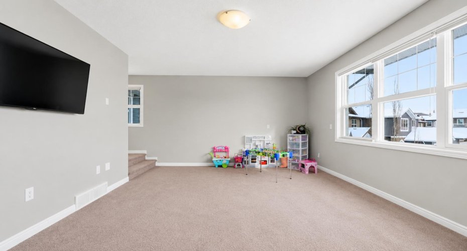 99 Sunset View, Cochrane, Alberta T4C 0E8, 4 Bedrooms Bedrooms, ,4 BathroomsBathrooms,Residential,For Sale,Sunset,A2316086