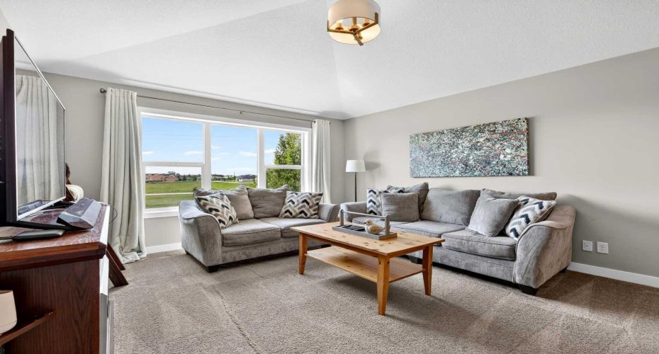 236 Aspenmere Circle, Chestermere, Alberta T1X 0T6, 3 Bedrooms Bedrooms, ,3 BathroomsBathrooms,Residential,For Sale,Aspenmere,A2314768
