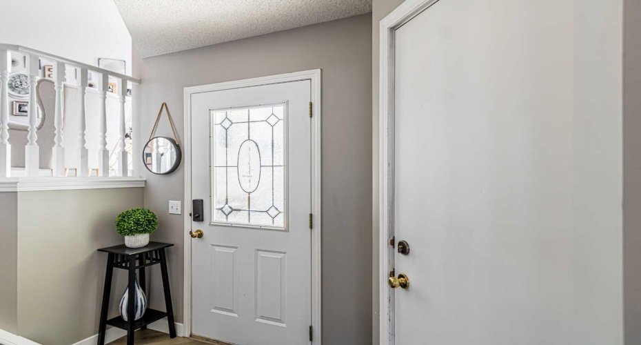 79 West Lakeview Passage, Chestermere, Alberta T1X 1E7, 3 Bedrooms Bedrooms, ,2 BathroomsBathrooms,Residential,For Sale,West Lakeview,A2314882