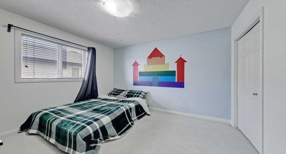 196 Hawkmere Way, Chestermere, Alberta T1X 0C9, 3 Bedrooms Bedrooms, ,3 BathroomsBathrooms,Residential,For Sale,Hawkmere,A2306632