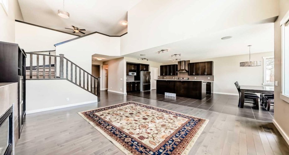 210 Stonemere Green, Chestermere, Alberta T1X 0S2, 3 Bedrooms Bedrooms, ,3 BathroomsBathrooms,Residential,For Sale,Stonemere,A2308839