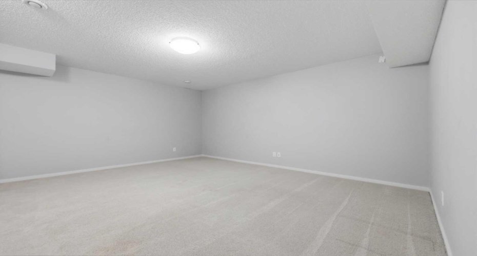 93 Sunvalley Road, Cochrane, Alberta T4C0X7, 4 Bedrooms Bedrooms, ,4 BathroomsBathrooms,Residential,For Sale,Sunvalley,A2309310