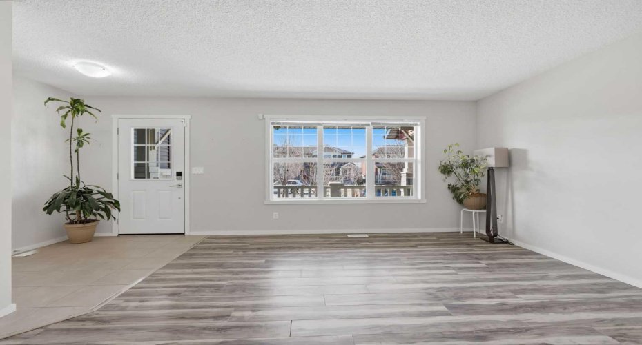93 Sunvalley Road, Cochrane, Alberta T4C0X7, 4 Bedrooms Bedrooms, ,4 BathroomsBathrooms,Residential,For Sale,Sunvalley,A2309310