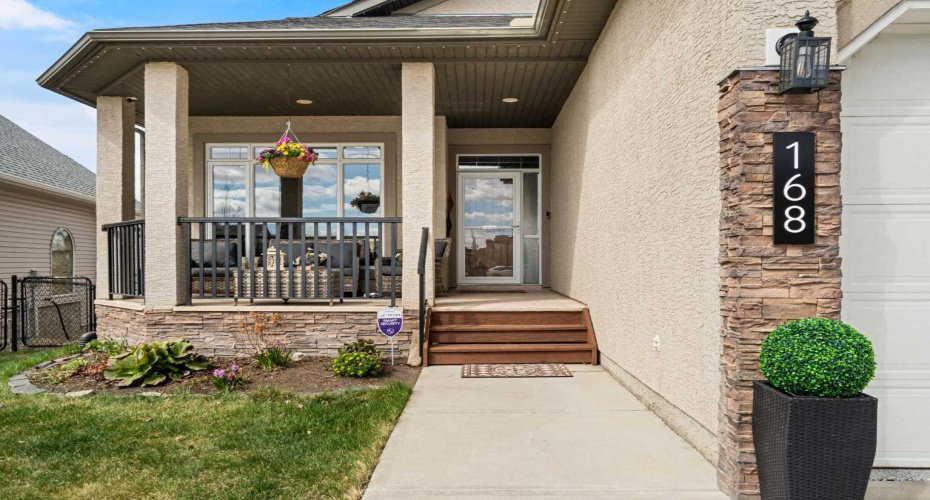 168 West Creek Landing, Chestermere, Alberta T1X 1R8, 4 Bedrooms Bedrooms, ,3 BathroomsBathrooms,Residential,For Sale,West Creek,A2308848