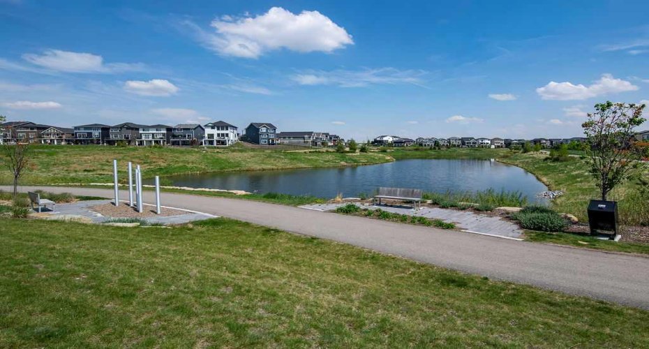 100 Banister Drive, Okotoks, Alberta T1S 5Y2, 2 Bedrooms Bedrooms, ,2 BathroomsBathrooms,Residential,For Sale,Banister,A2313986