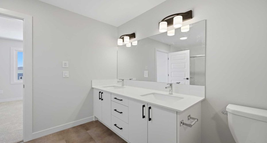 46 Waterford Mews, Chestermere, Alberta T1X 3B6, 4 Bedrooms Bedrooms, ,3 BathroomsBathrooms,Residential,For Sale,Waterford,A2315801