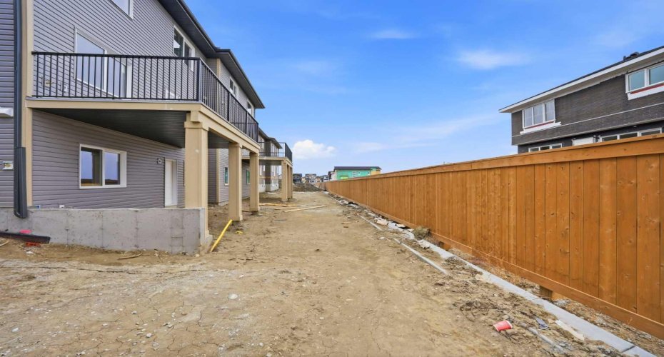 46 Waterford Mews, Chestermere, Alberta T1X 3B6, 4 Bedrooms Bedrooms, ,3 BathroomsBathrooms,Residential,For Sale,Waterford,A2315801