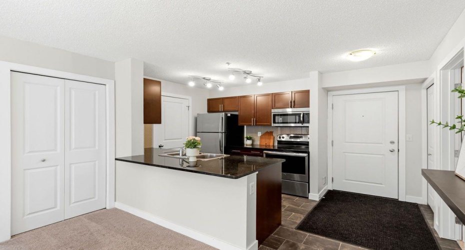 625 Glenbow Drive, Cochrane, Alberta T4C0S9, 3 Bedrooms Bedrooms, ,2 BathroomsBathrooms,Residential,For Sale,Glenbow,A2316468