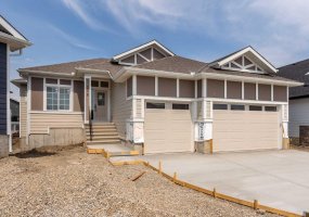 206 Monterey Bay, High River, Alberta T1V 0J7, 4 Bedrooms Bedrooms, ,3 BathroomsBathrooms,Residential,For Sale,Monterey,A2314826