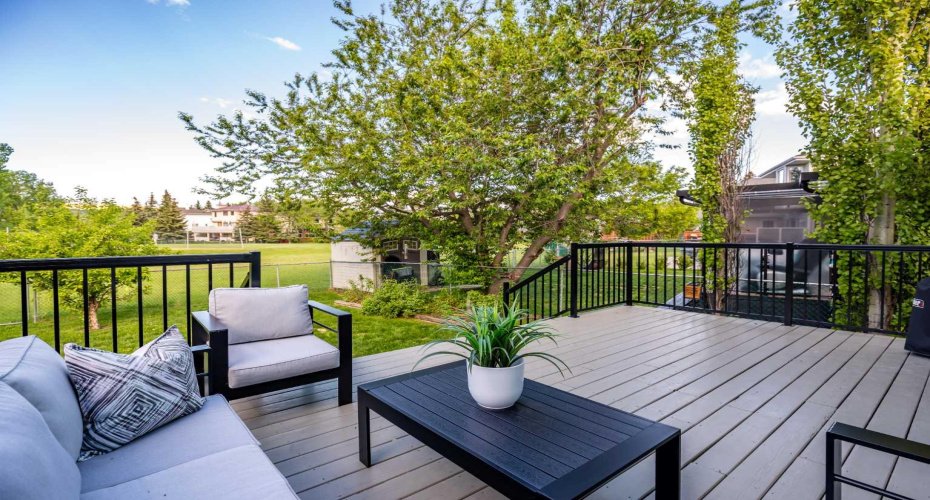 79 Riverview Circle, Cochrane, Alberta T4C 1K4, 3 Bedrooms Bedrooms, ,3 BathroomsBathrooms,Residential,For Sale,Riverview,A2308062