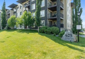 625 Glenbow Drive, Cochrane, Alberta T4C 0S7, 2 Bedrooms Bedrooms, ,2 BathroomsBathrooms,Residential,For Sale,Glenbow,A2317208