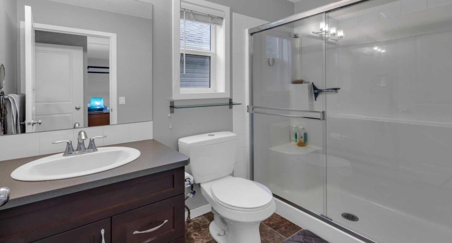 Ensuite bathroom