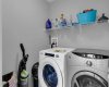 Laundry room on mainfloor