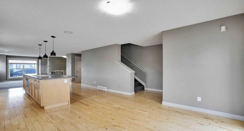 124 Lavender Link, Chestermere, Alberta T1X 0E6, 2 Bedrooms Bedrooms, ,3 BathroomsBathrooms,Residential,For Sale,Lavender,A2317229