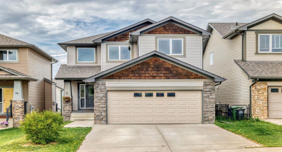 35 Sunset View, Cochrane, Alberta T4C0G3, 4 Bedrooms Bedrooms, ,4 BathroomsBathrooms,Residential,For Sale,Sunset,A2312533