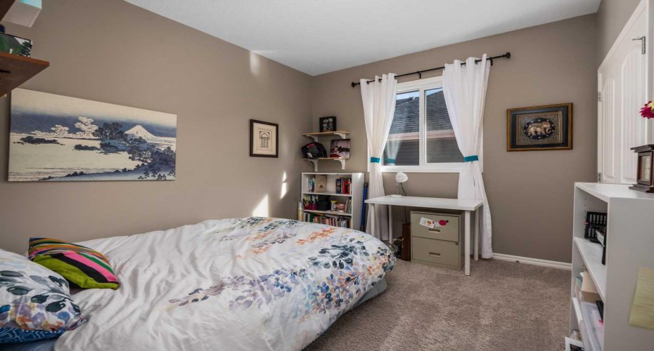 390 River Heights Crescent, Cochrane, Alberta T4C 0T9, 3 Bedrooms Bedrooms, ,4 BathroomsBathrooms,Residential,For Sale,River Heights,A2316290