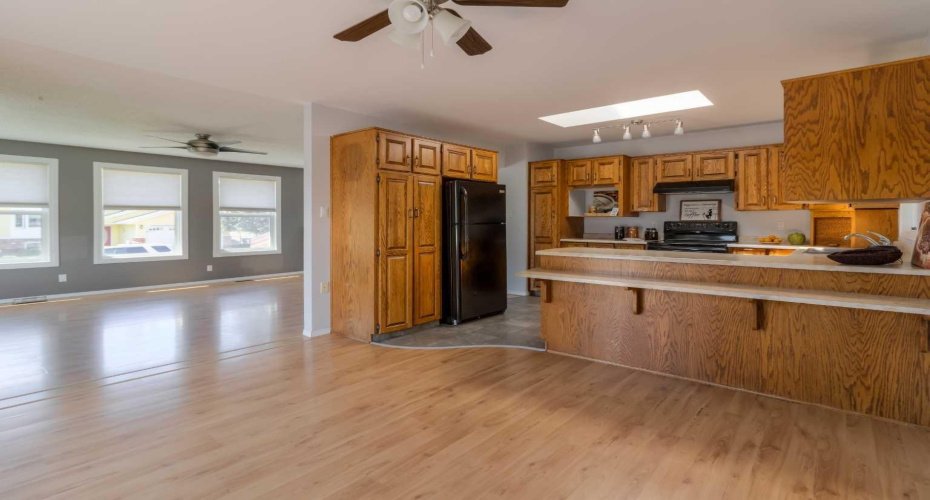 1010 22 Avenue, Coaldale, Alberta T1M 1B6, 4 Bedrooms Bedrooms, ,2 BathroomsBathrooms,Residential,For Sale,22,A2316960