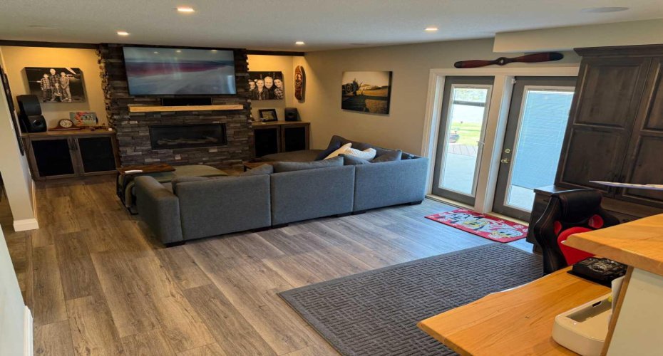 12029 Range Road 74, Rural Cypress County, Alberta T0K1Z0, 5 Bedrooms Bedrooms, ,3 BathroomsBathrooms,Residential,For Sale,Range Road 74,A2318119