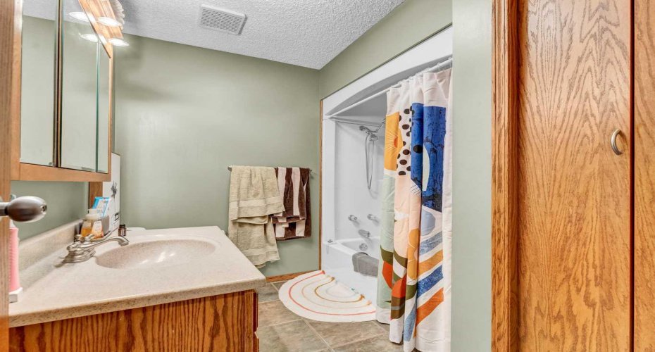 12029 Range Road 74, Rural Cypress County, Alberta T0K1Z0, 5 Bedrooms Bedrooms, ,3 BathroomsBathrooms,Residential,For Sale,Range Road 74,A2318119