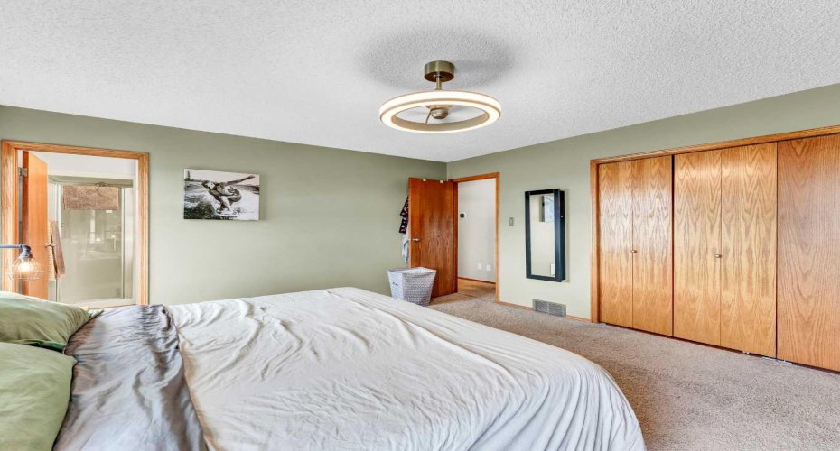 12029 Range Road 74, Rural Cypress County, Alberta T0K1Z0, 5 Bedrooms Bedrooms, ,3 BathroomsBathrooms,Residential,For Sale,Range Road 74,A2318119
