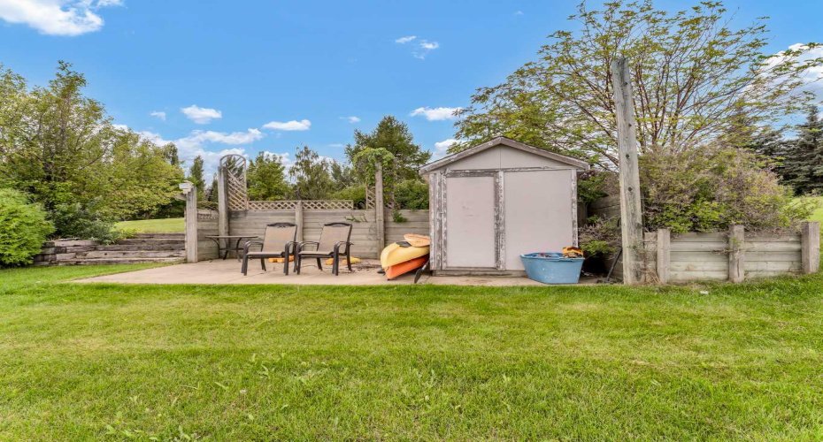12029 Range Road 74, Rural Cypress County, Alberta T0K1Z0, 5 Bedrooms Bedrooms, ,3 BathroomsBathrooms,Residential,For Sale,Range Road 74,A2318119