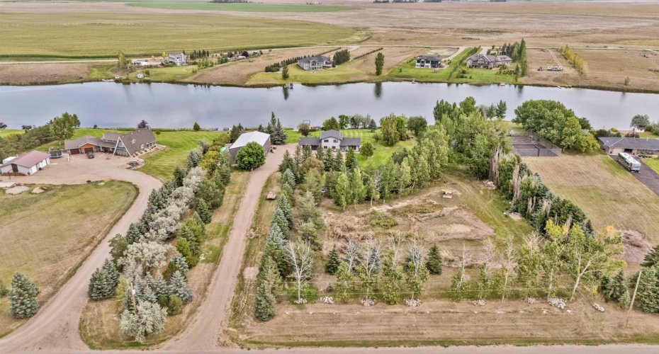 12029 Range Road 74, Rural Cypress County, Alberta T0K1Z0, 5 Bedrooms Bedrooms, ,3 BathroomsBathrooms,Residential,For Sale,Range Road 74,A2318119
