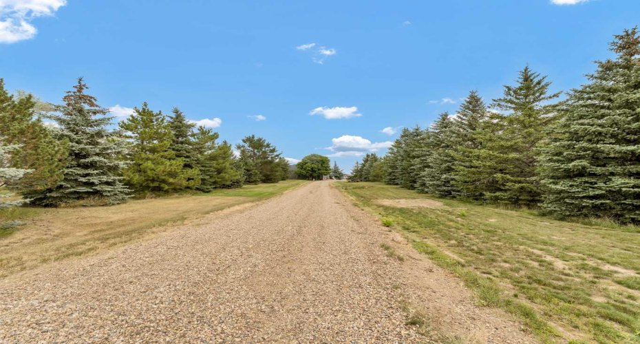 12029 Range Road 74, Rural Cypress County, Alberta T0K1Z0, 5 Bedrooms Bedrooms, ,3 BathroomsBathrooms,Residential,For Sale,Range Road 74,A2318119