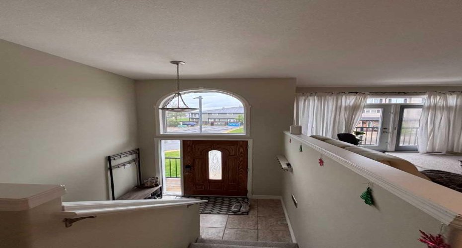 762 Heritage Boulevard, Lethbridge, Alberta T1K0W1, ,Rental,Heritage,A2318132