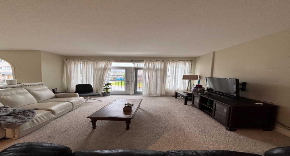 762 Heritage Boulevard, Lethbridge, Alberta T1K0W1, ,Rental,Heritage,A2318132
