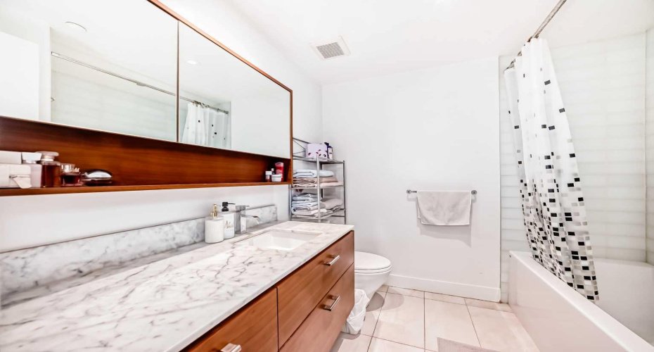 1025 5 Avenue, Calgary, Alberta T2P 1N4, 1 Bedroom Bedrooms, ,1 BathroomBathrooms,Residential,For Sale,5,A2317130