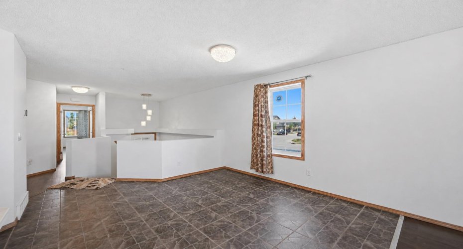 11 Covecreek Close, Calgary, Alberta T3K 0J5, 3 Bedrooms Bedrooms, ,2 BathroomsBathrooms,Residential,For Sale,Covecreek,A2317659