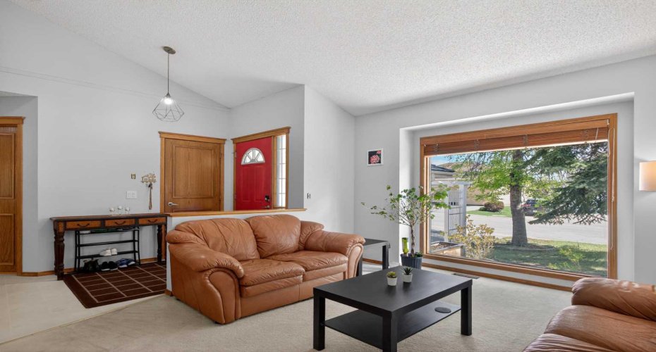 60 Scandia Hill, Calgary, Alberta T3L 1T8, 4 Bedrooms Bedrooms, ,3 BathroomsBathrooms,Residential,For Sale,Scandia,A2318270