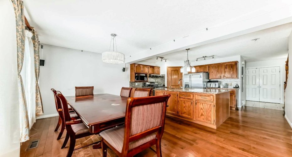 207 Eldorado Close, Calgary, Alberta T1Y6T5, 5 Bedrooms Bedrooms, ,4 BathroomsBathrooms,Residential,For Sale,Eldorado,A2308338