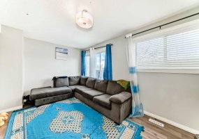 5520 1 Avenue, Calgary, Alberta T7A 5Z7, 3 Bedrooms Bedrooms, ,2 BathroomsBathrooms,Residential,For Sale,1,A2313974