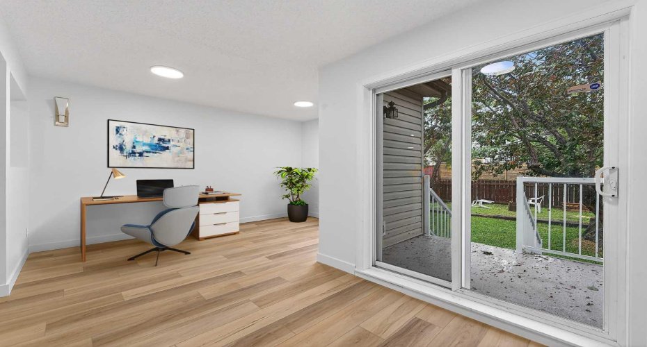 Easy access to the backyard