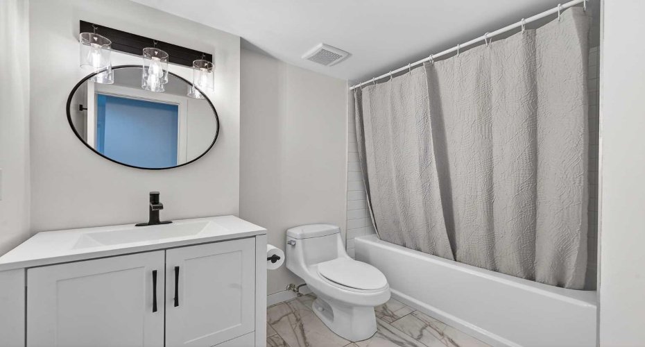 1091 Berkley Drive, Calgary, Alberta T3K 1S6, 3 Bedrooms Bedrooms, ,3 BathroomsBathrooms,Residential,For Sale,Berkley,A2314611