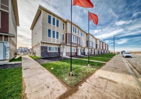 145 chelsea Mews, Chestermere, Alberta T1X3H2, 3 Bedrooms Bedrooms, ,3 BathroomsBathrooms,Residential,For Sale,chelsea,A2297404