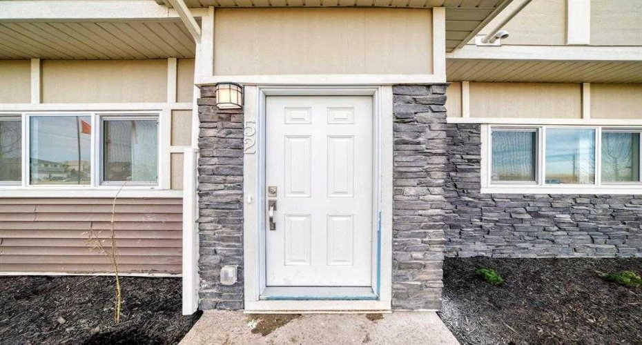 145 chelsea Mews, Chestermere, Alberta T1X3H2, 3 Bedrooms Bedrooms, ,3 BathroomsBathrooms,Residential,For Sale,chelsea,A2297404
